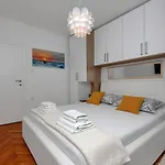 Sabina Apartment Makarska