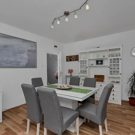 Sabina Apartament