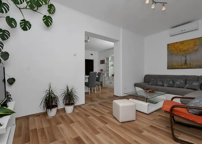 Apartment Sabina Makarska